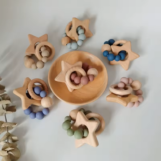 Beißring aus Holz & Silikon - Förderung der Sinne & Zahnungshilfe