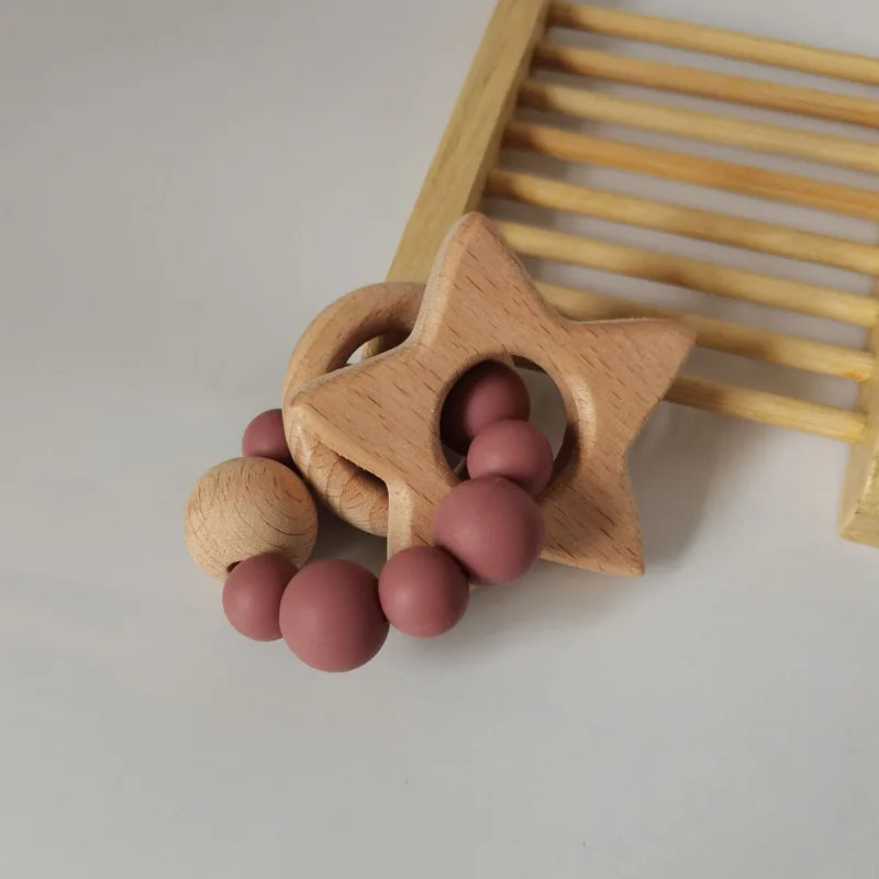 Beißring aus Holz & Silikon - Förderung der Sinne & Zahnungshilfe