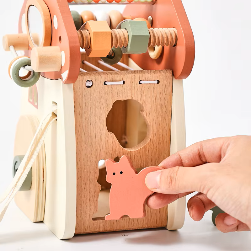 Montessori Pilz-Schloss